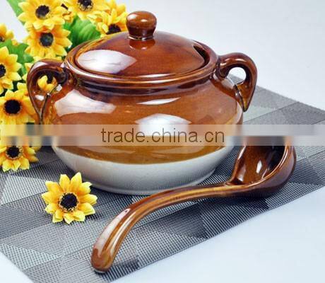 soup crock with spoon,stoneware with solid color