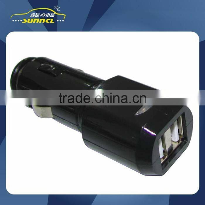 High Quality CE-Approved LED Light Portable Dual USB Car Charger