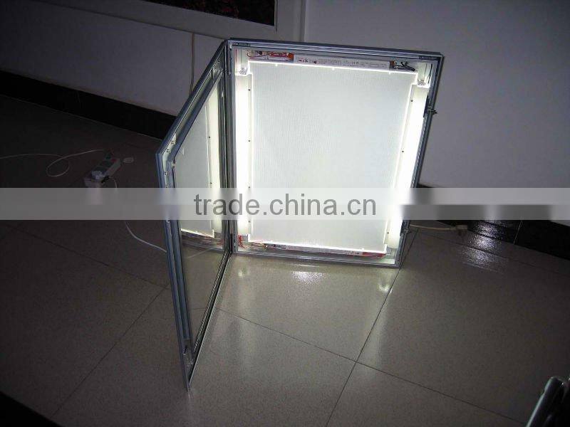 Customized Colorful Flashing EL Back Light (CE, RoHS, 80-130 cd/m2, 3,000-8,000 hours, 0.15-0.5 mm thick)