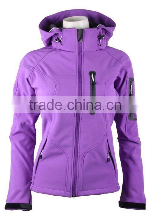 Popular New Style Outdoor Warmkeeper Women Reflective Softshell Jacket