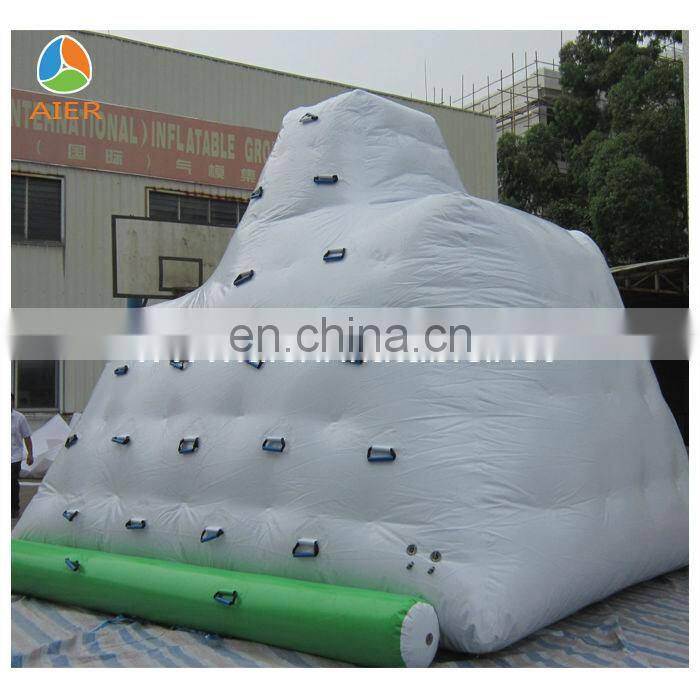 Inflatable floating island water park