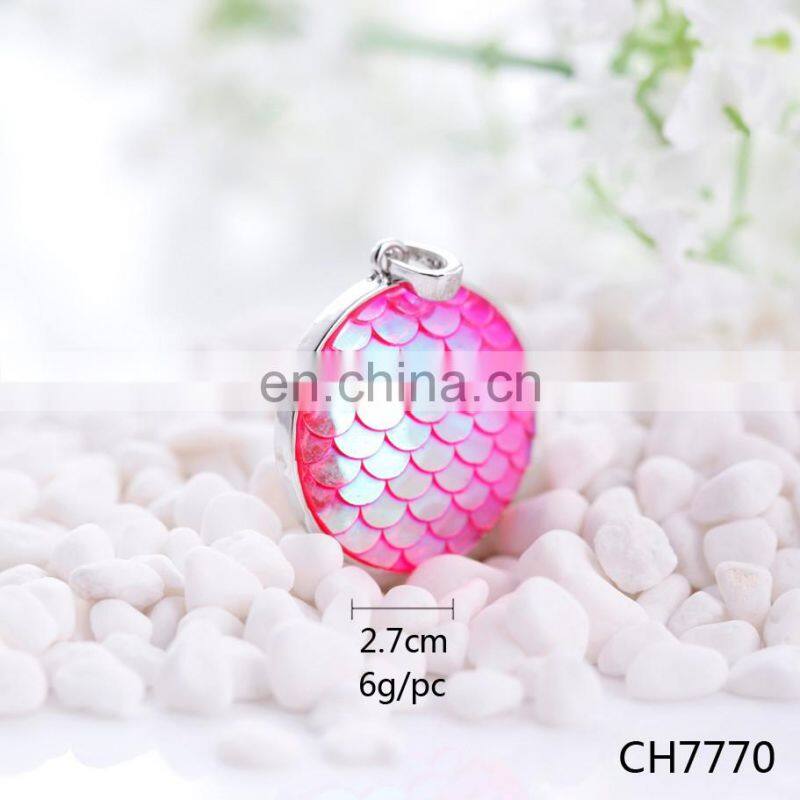 Hot sale metal alloy oval shape mermaid scale tail charm pendant for bracelet making
