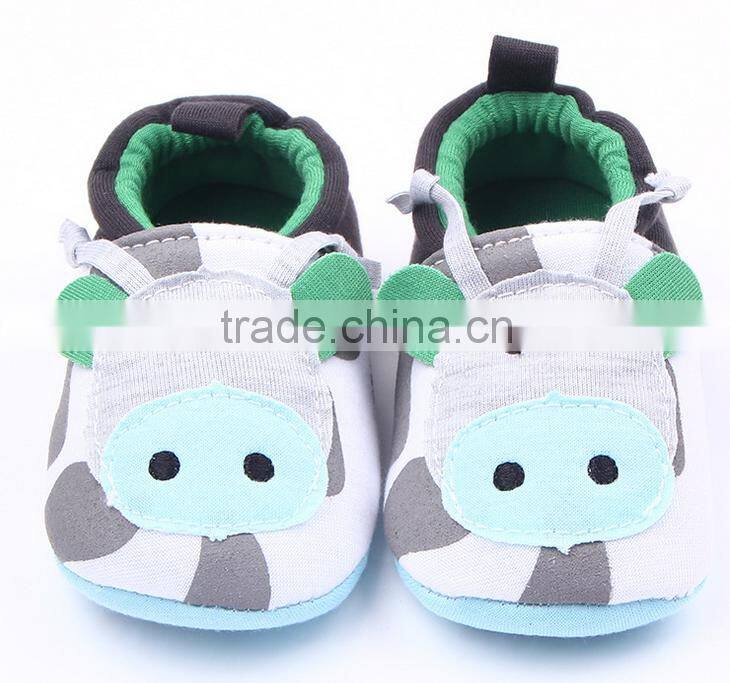 Hand crochet baby shoes wholesale cute handmade crochet knitting baby shoes flower crochet baby girl shoes