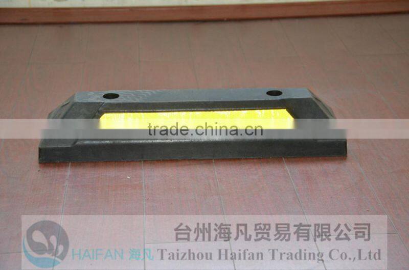 rubber wheel stopper/car rubber wheel parking stoppers/Parking Equipment-black rubber car wheel stopper