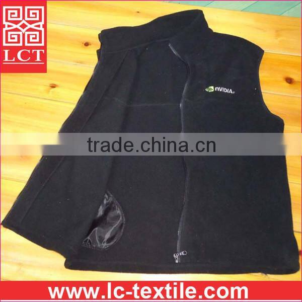 China clothing factory direct wholesale personalized womens sleeveless 280gsm work fleece vest with Zip-close pockets(LCTU0056)