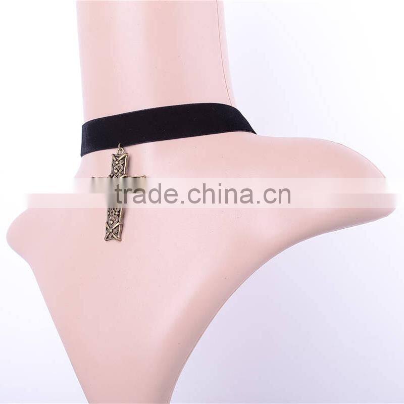 Calvaire black lace choker collar necklace