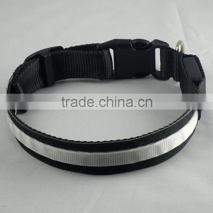 Nylon LED Dog Night Safety Collar Flashing Light up W/circular Pendant Collar Green