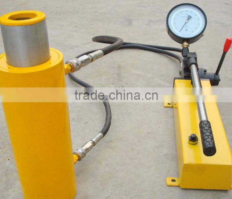 hydraulic jack for loading and unloading