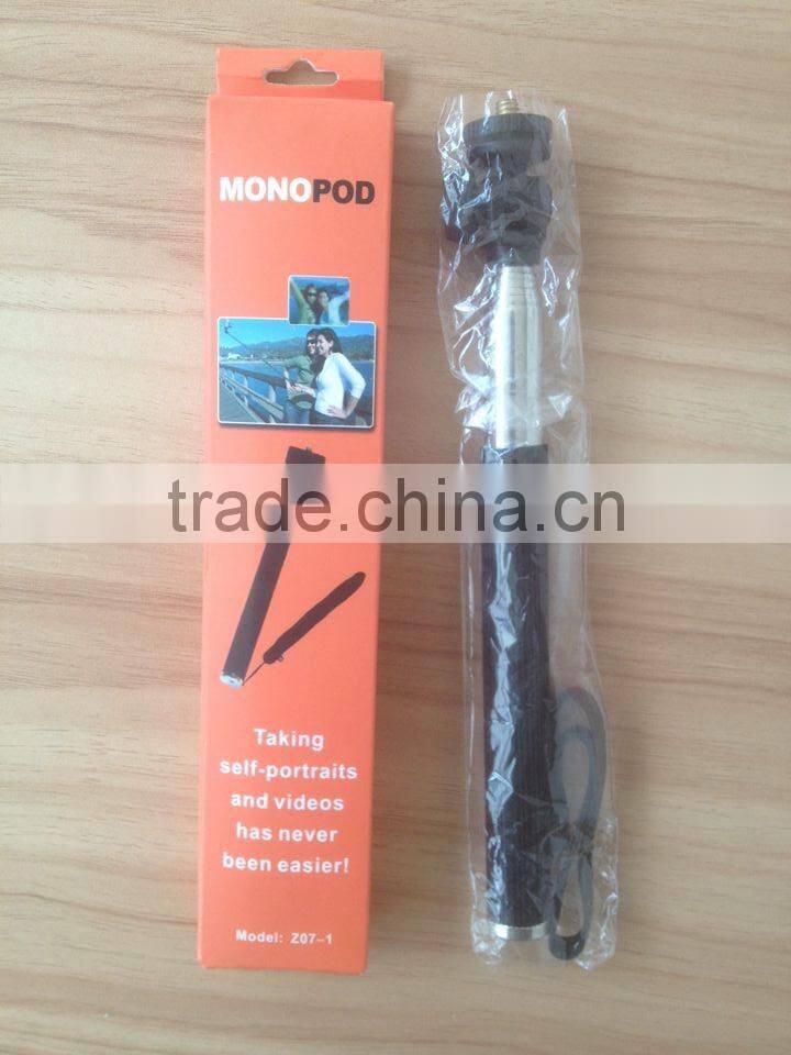extendable hanheld monopod with phone holder