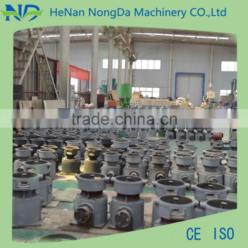 Hot selling poultry feed flat-mode pellet making machine