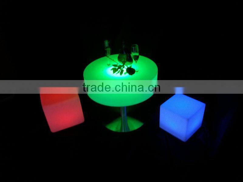 High 106CM LED Remote Round Table/ Hot Sell LED Rechargeable Round Coffee Table/LED Outdoor Lawn Round Cocktail Table