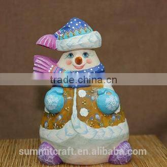 Polyresin Christmas Santa Claus doll figurines with hollow snowball craft decoration