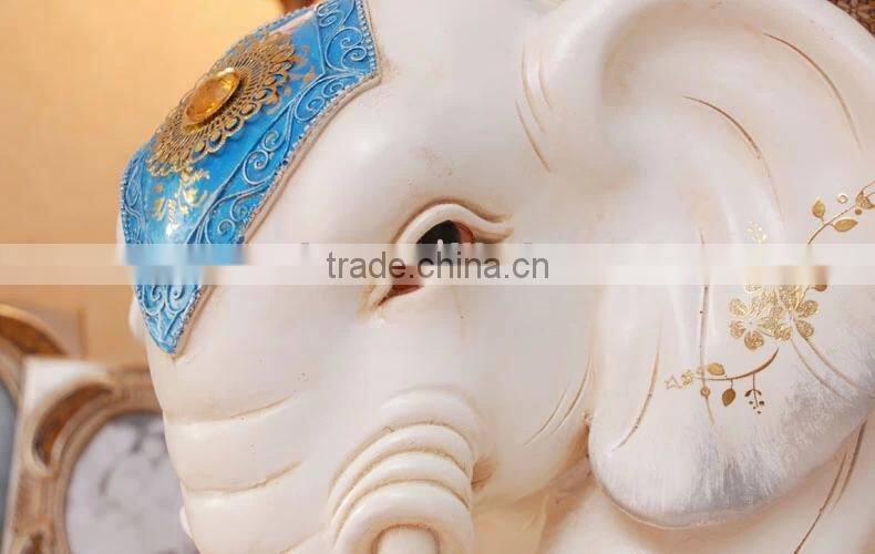 2014 New Products Home Decoration White Resin Elephant Sculpture