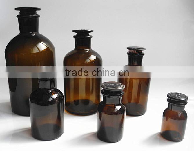 medical brown glass laboratory bottle with glass stopper lid