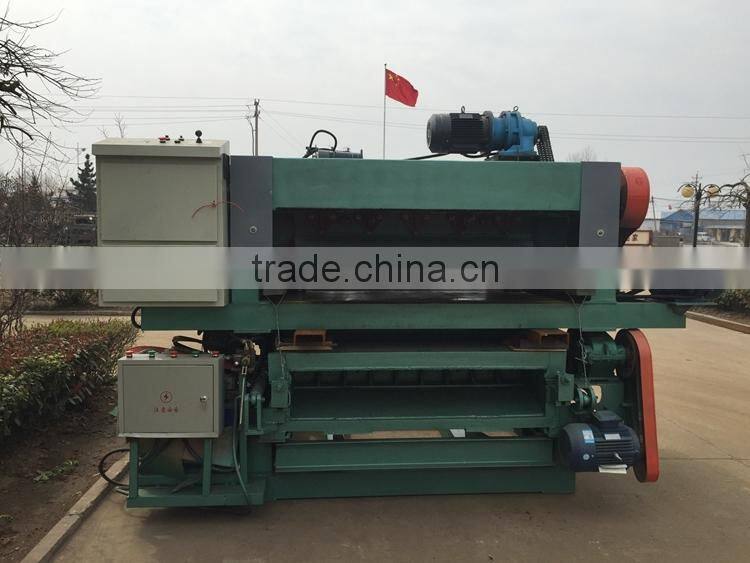 Automatic adjust veneer peeling and cutting machin / Spindleless Wood Peeling with Cutting Machine