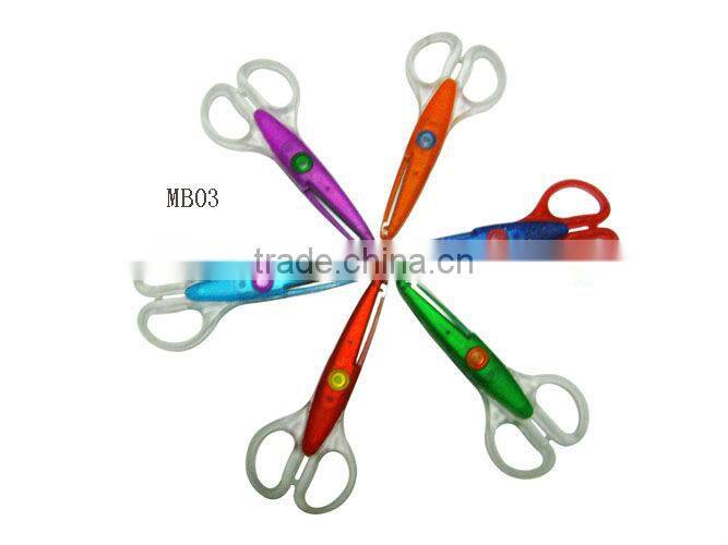 children paper scissor