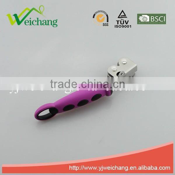 WCA004 New design great kitchen helper Two Stages Professional Kitchen Knife Sharpener with soft handle hot sale