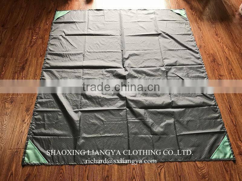 Light Weighted Sandproof Pocket Picnic Beach Blanket pocket mat