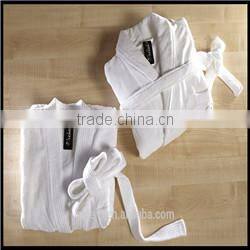 Fancy Texture Wholesale Hotel Satin Silk Bathrobe