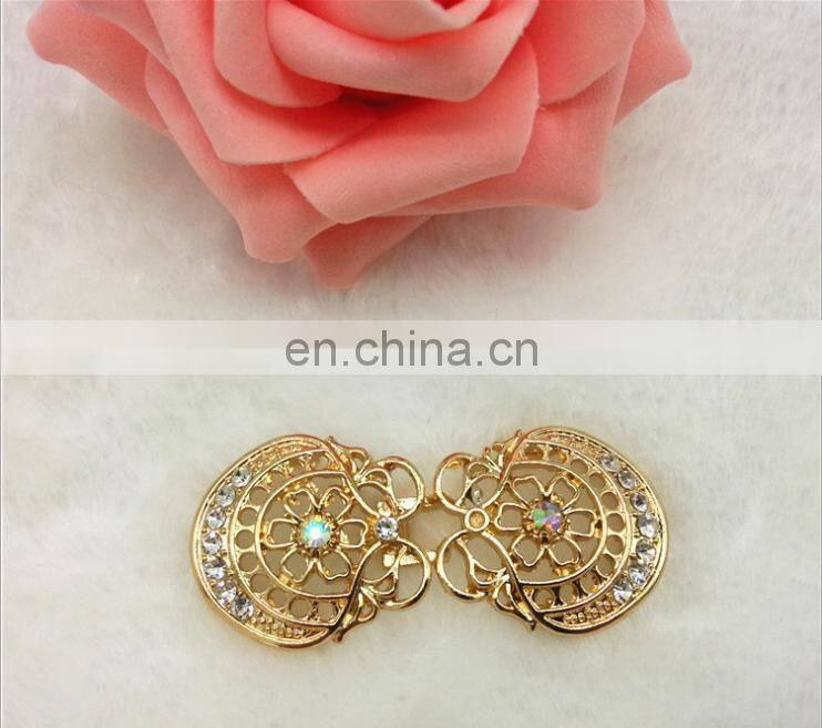 2016 fashion design acrylic shoe accressory with pearl decoration