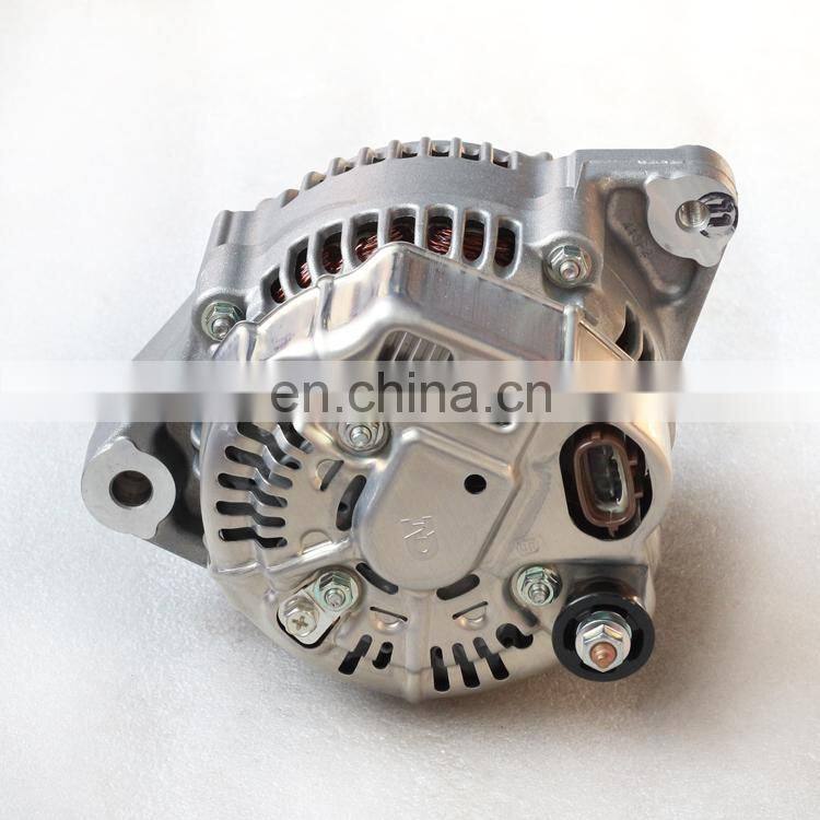 Excavator Diesel Engine Parts B3.3 QSB3.3 24V Alternator 4982231