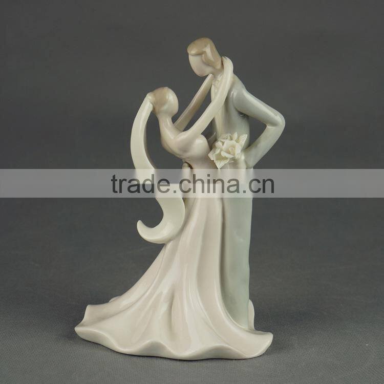 High Quality Event Supplies Bride and Groom Ceramic Figurine Cake Topper for wedding Party Table decoration-BY-TOP4