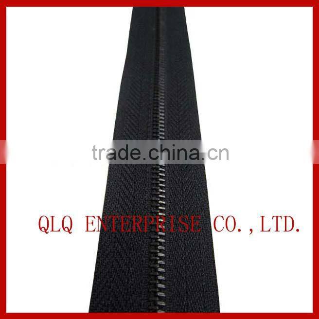 Long Chain 5# Metal Zipper with Colorful Teeth