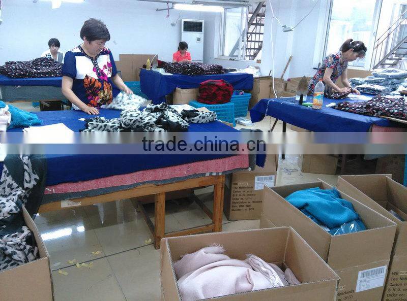 Red color plain winter fleece scarf hat gloves polyester kint sets