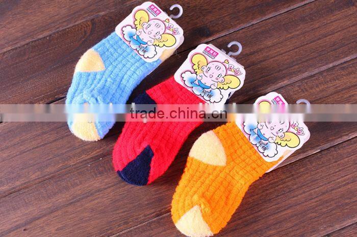 2015 fashion design china cheap socks wholesale price soft custom socks