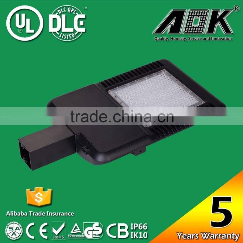 UL DLC CUL LED Area Light,130lm/w