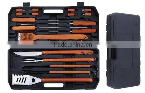 18pcs Wood Handle Stainless Steel BBQ Tool With Plastic Suitcase