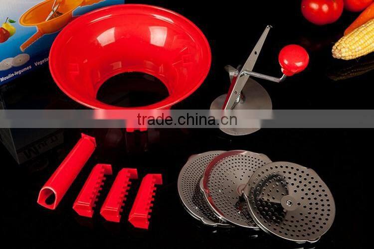 New kitchen helper good design vegetable grater