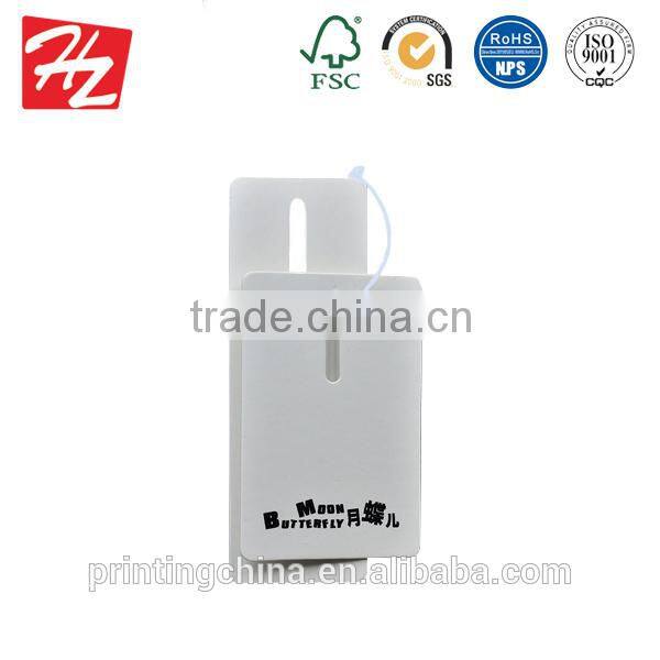 New China design glossy hang tags with CE certificate