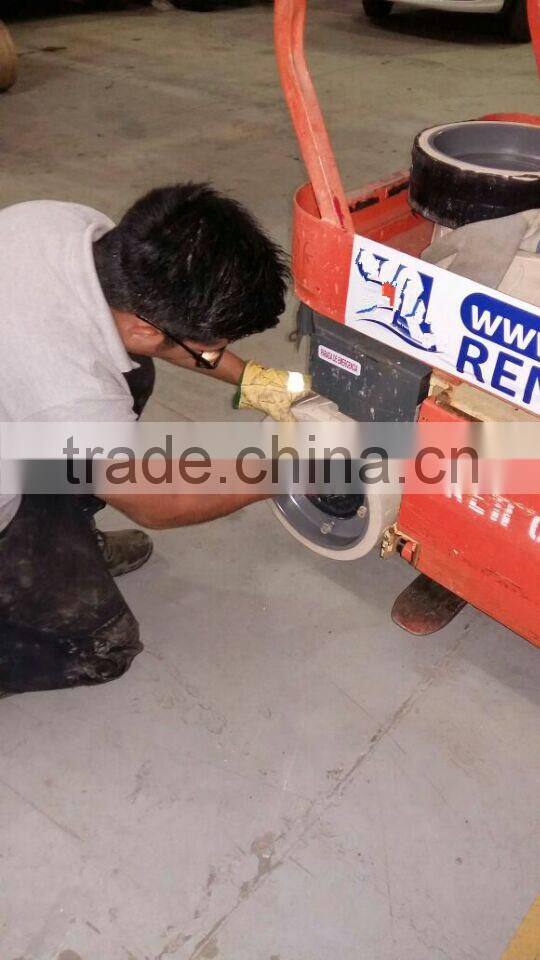 cheap jlg non marking solid rubber wheel 323x100 with part number 2915012