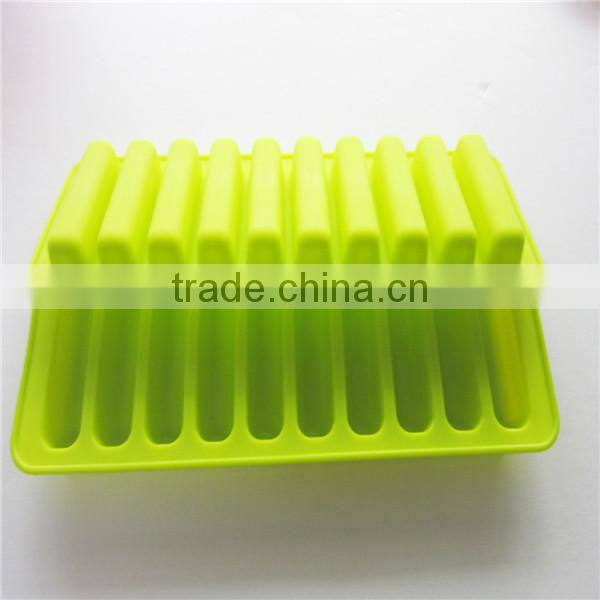 2014 food grade silicone covered ice cube trays