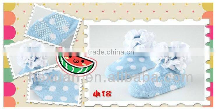 hot sale soft cotton gift baby clothing set