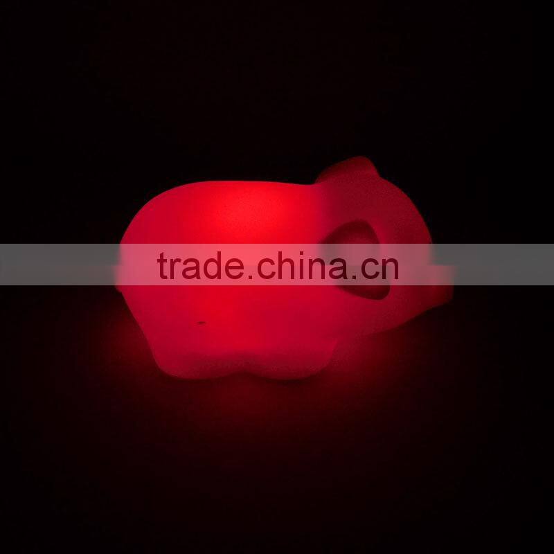 Room Decoration Happy Plastic Pig Shape 7 Color Changing Mini Light with 3 Button Cell