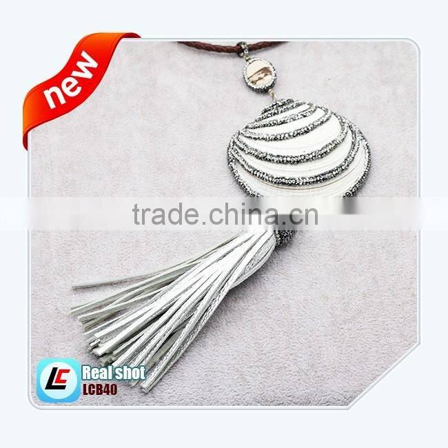 Stylish leather lariat necklace with tassel for women