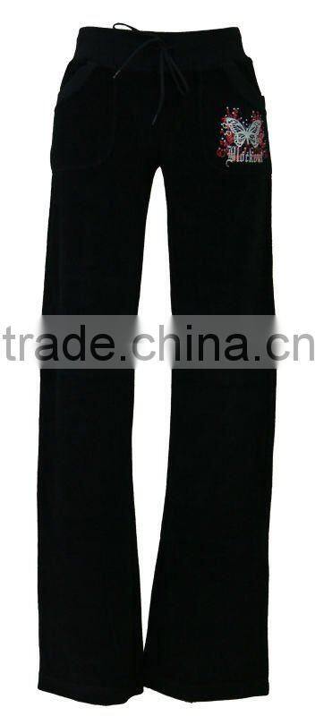 Hot Ladies 2 pcs Velour Suit with Beautiful Print Design