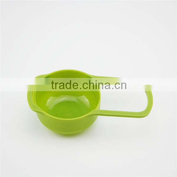 Fancy design high quality plastic measuring cup