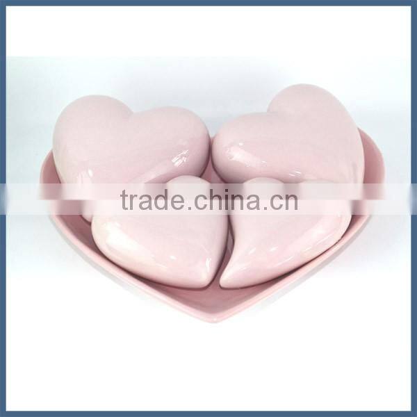 Romantic pink ceramic heart craft for home decor