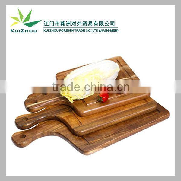 Acacia wood cutting board