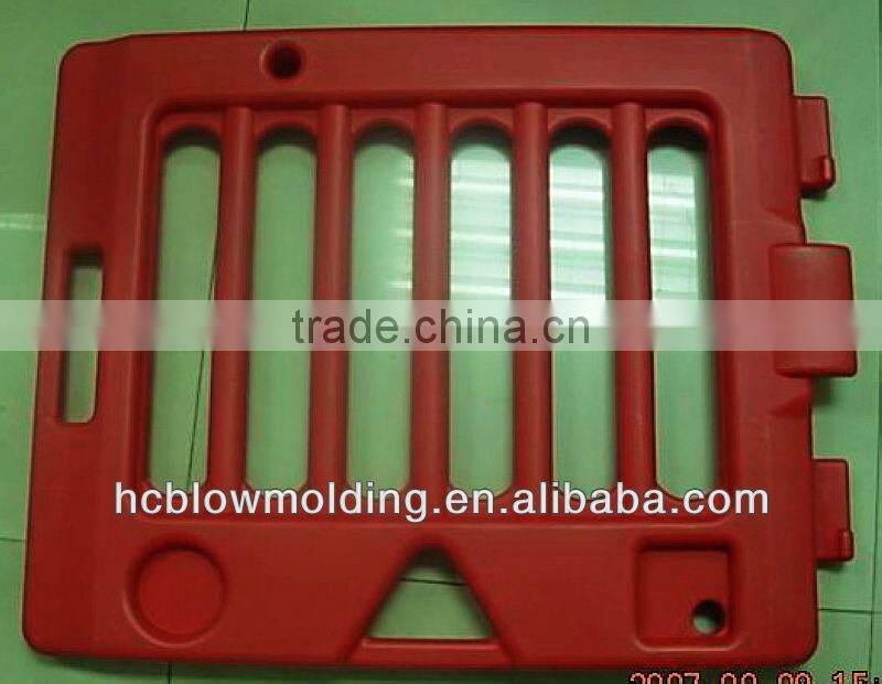 OEM Large Blow molding Product Plastic Fence Panel for Playhouse Dog house