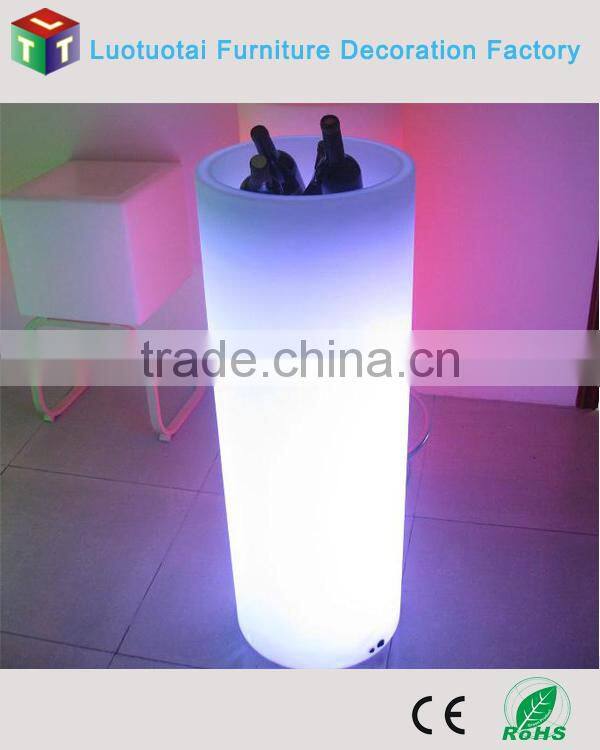 For Bar use PE Wine Bucket/Plastic Round LED Ice Bucket