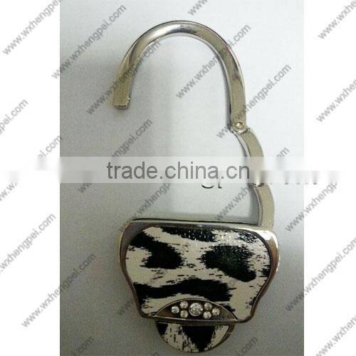 Black and white striped concise generous hanging buckle