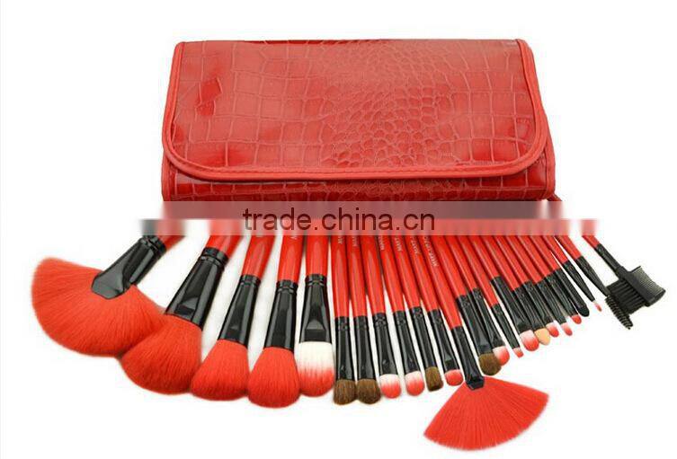 Popular Hot Selling 24 in 1 Make-Up Brush Set Red High Quality Comestic Brush With CROCO Bag For Brushes
