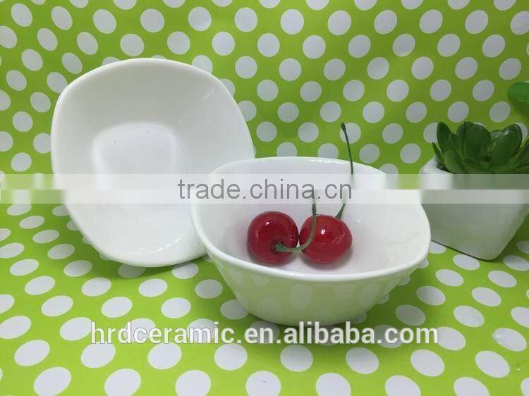Wholesales Restaurant Cheap Ceramic Porcelain stocked Dinner Dishes