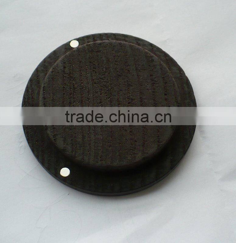 Wooden wine bottle coat