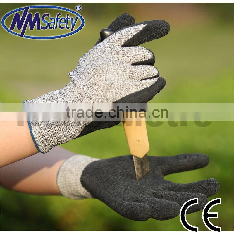 NMSAFETY Nylon and white glassfibre and UHMWPE PU glove dipping on palm protective gloves /cut resistant gloves level 5 for sale