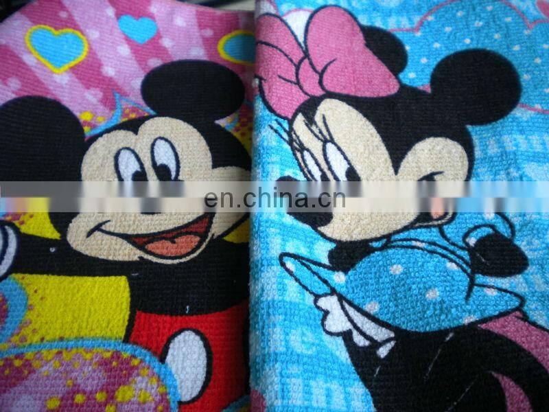 customized compressed magic towel 100% cotton towel fabric with printed Mickey mouse